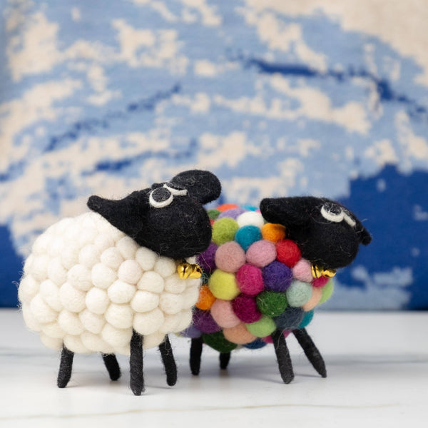 Sheep - sensory play - Ball - Rainbow