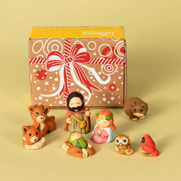 Miniature Nativity Woodsy Ceramic Set of 9 Christmas Gift