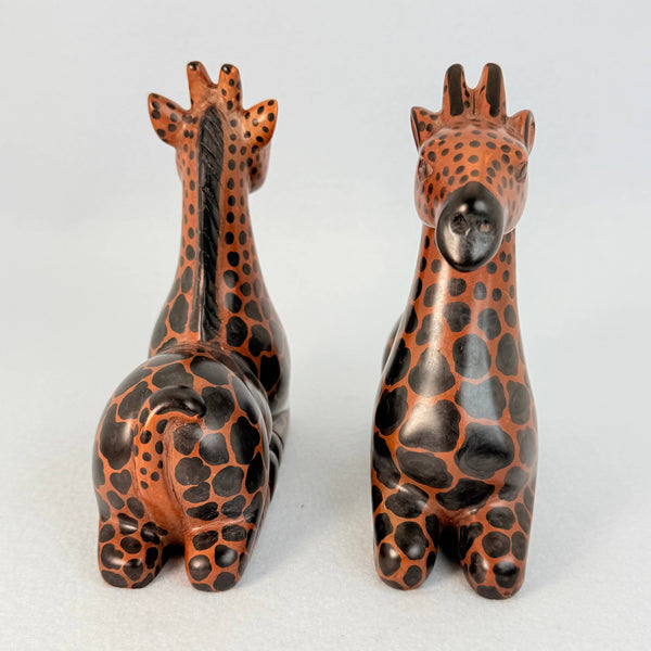 Soapstone Giraffe, Laying Down, 6"