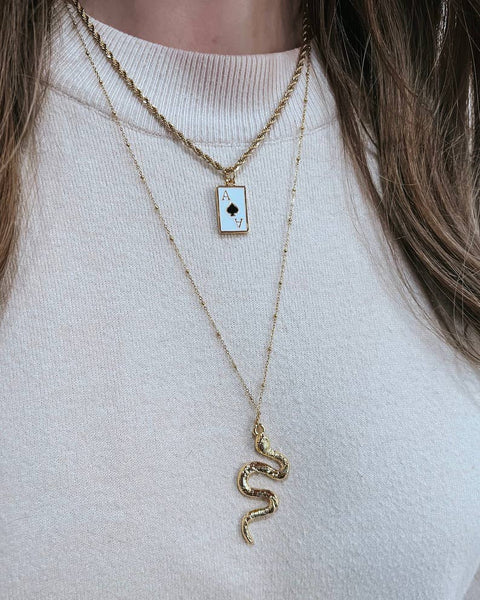 Havu Snake Pendant Necklace
