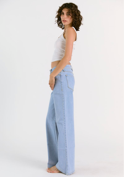REBEL WIDE LEG IN NOA WASH