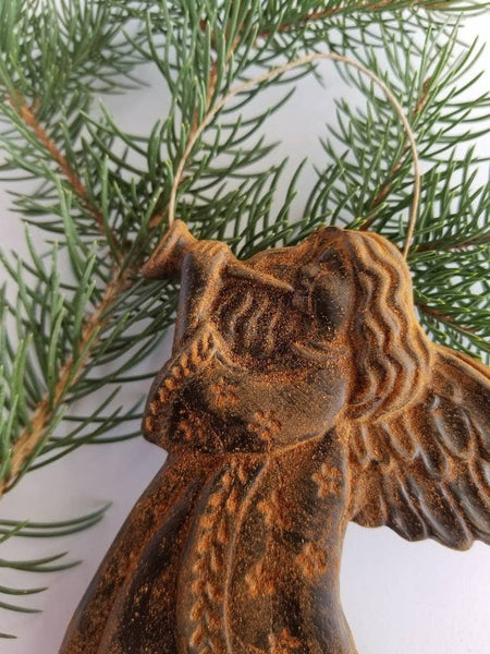 Trumpeting Angel | Beeswax Ornament