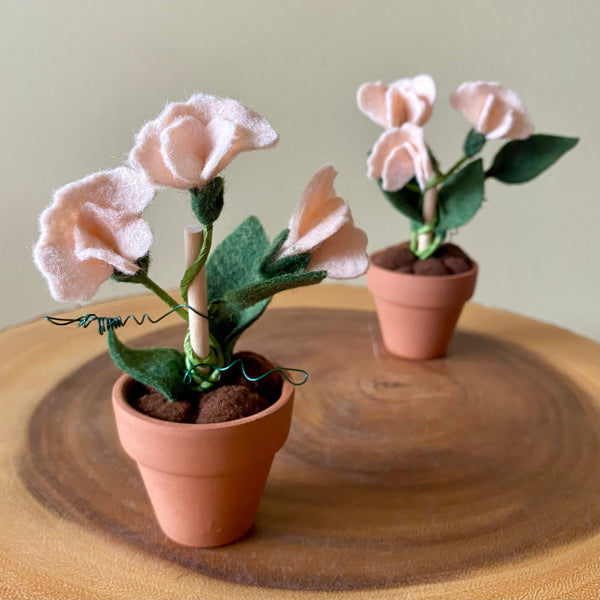 Sweet Pea Felt Forever Plant (April Birth Month Flower)