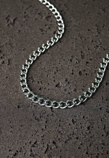 Linked Curb Chain in Stainless Steel