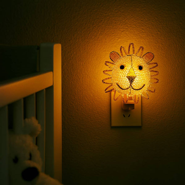 Night Light, Lion