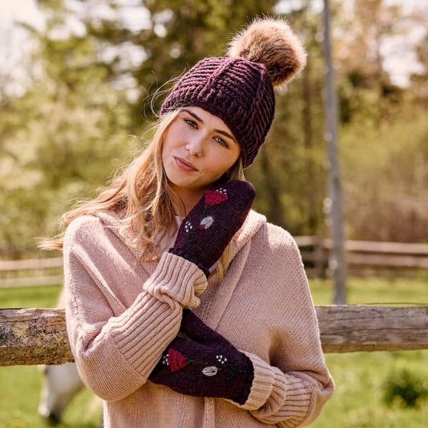Theres Deep Plum Knit Mittens