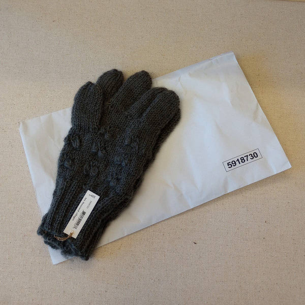 Knobby Wool Gloves (available in Gray or Ivory)