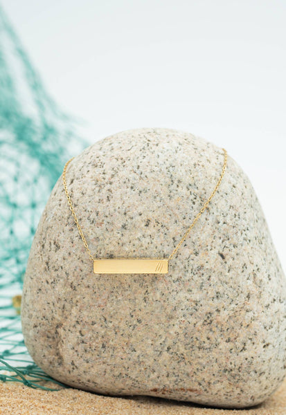 The Chosen Four-Sided Necklace Gold