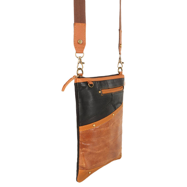 Small Crossbody with Front Pocket in Brown