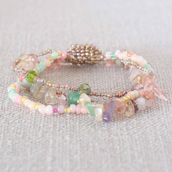 Small Rock Candy Magnetic Bracelet: 12 frost