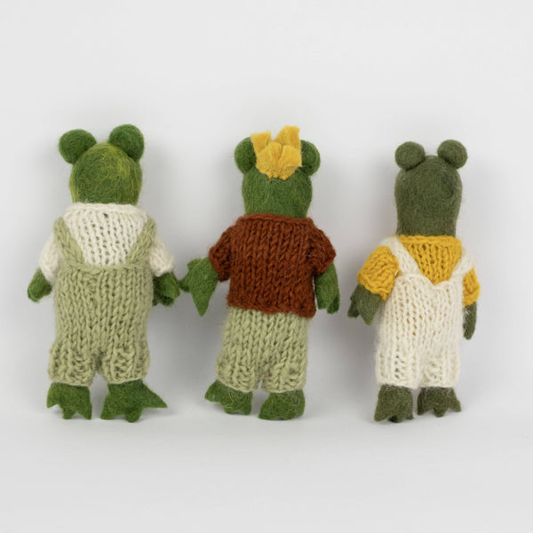 Frog - Frog Doll with Hand Knit Clothes - Large