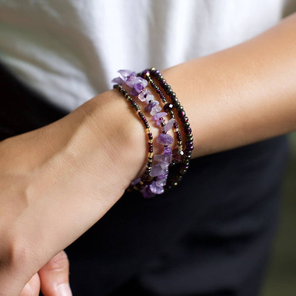 Small Rock Candy Magnetic Bracelet: 12 frost