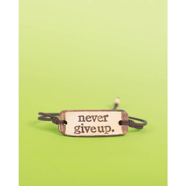 MudLove Bracelet - Never Give Up