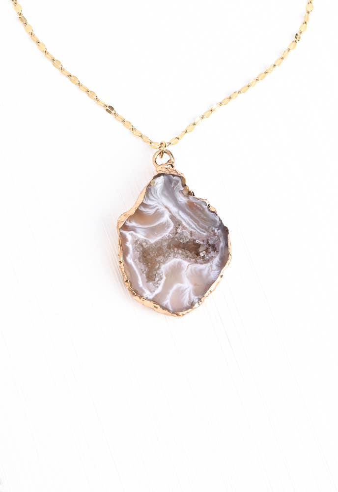 Natural Beauty Agate and Gold Necklace