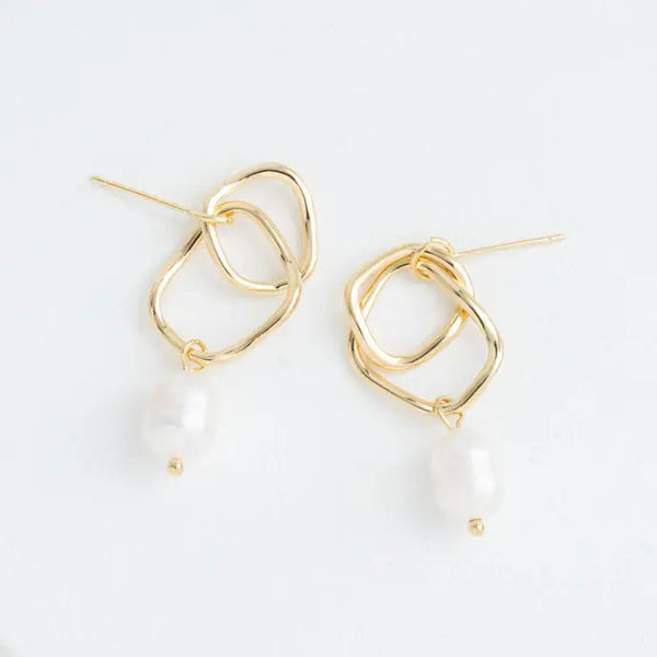 Everlasting Pearl Earrings