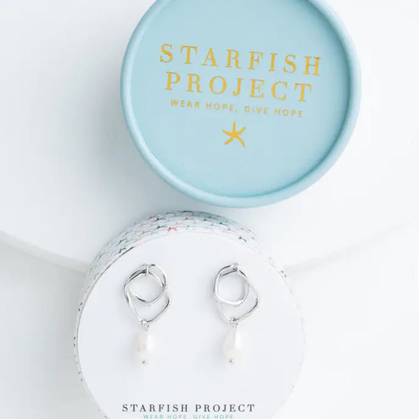 Everlasting Pearl Earrings